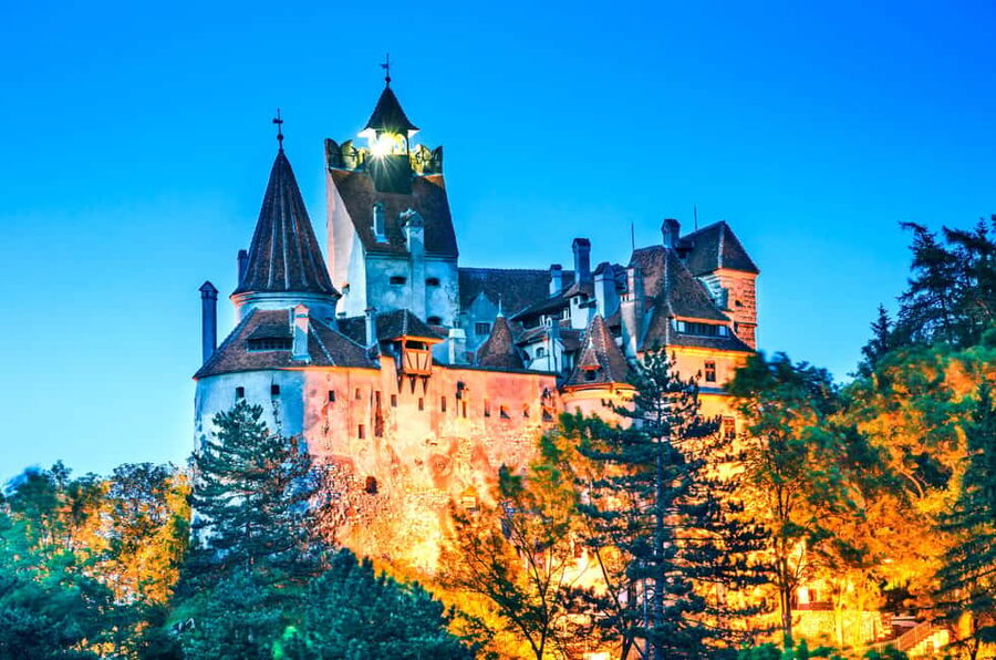 1-Day Minivan Tour 3 Castles: Peles, Wednesday & Dracula’s - Key points to know before you go