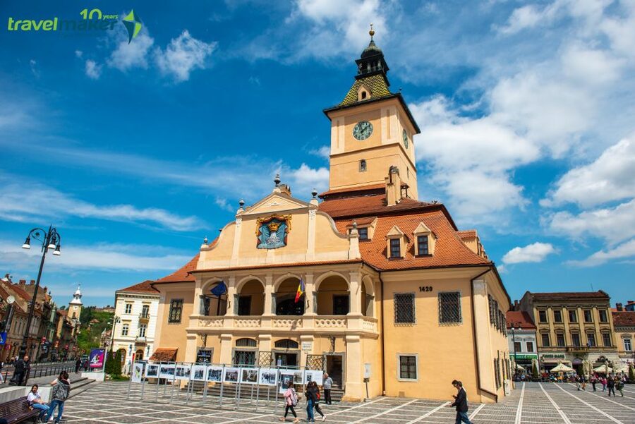 2-Day Transylvania Break From Bucharest - Sighisoara UNESCO citadel at night, medieval streets with real life