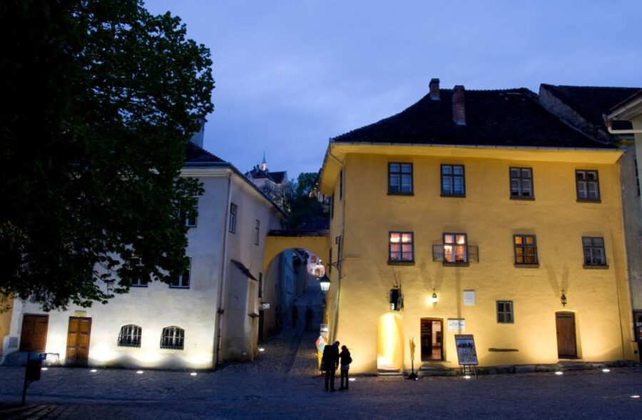2-Day Transylvania Break From Bucharest - Bran Castle and Dracula, how to manage expectations