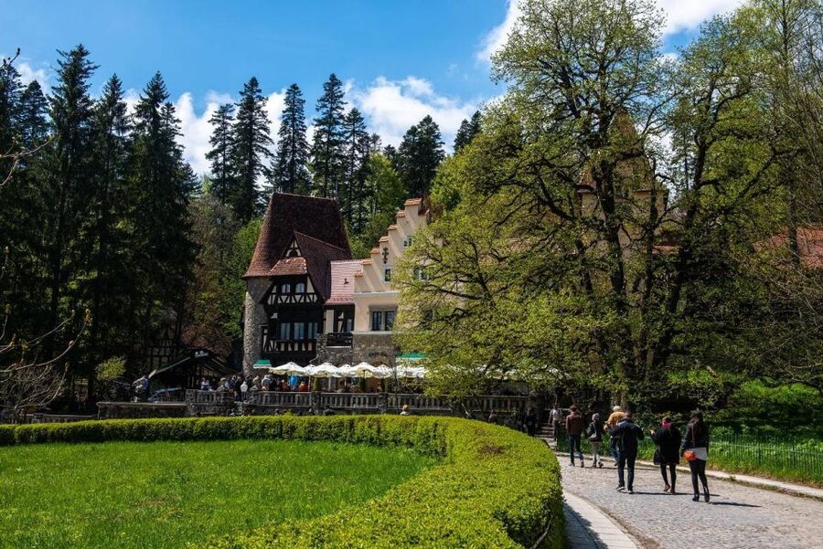 3-Day Medieval Transylvania Package Tour - Small group comfort and guide style, what to expect day to day