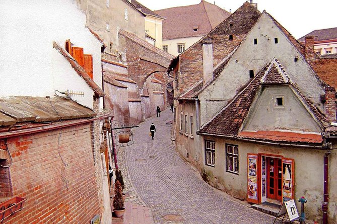 3-Day Transylvania Tour with Dracula's Castle - Day 2: UNESCO Sighisoara’s Clock Tower, then Brasov’s Black Church