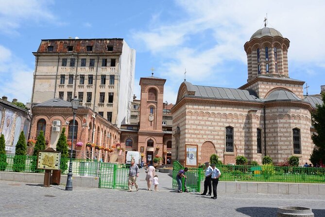 3h Bucharest Private Walking Tour - only your group - Stop 2: Piaka Revolukiei, where the 1989 Revolution took a major turn