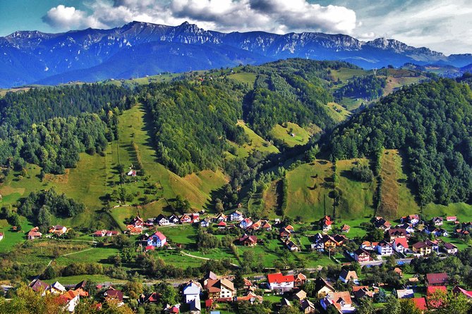 4 Days Private Tour in Transylvania: Sibiu, Sighisoara and Brasov - Day 3: Biertan fortified church on the way to Sibiu’s squares and churches