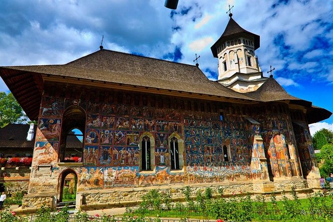 6 Days Transylvania and Bukovina Small Group Tour from Bucharest - Price and what you truly get for the $1,163.56