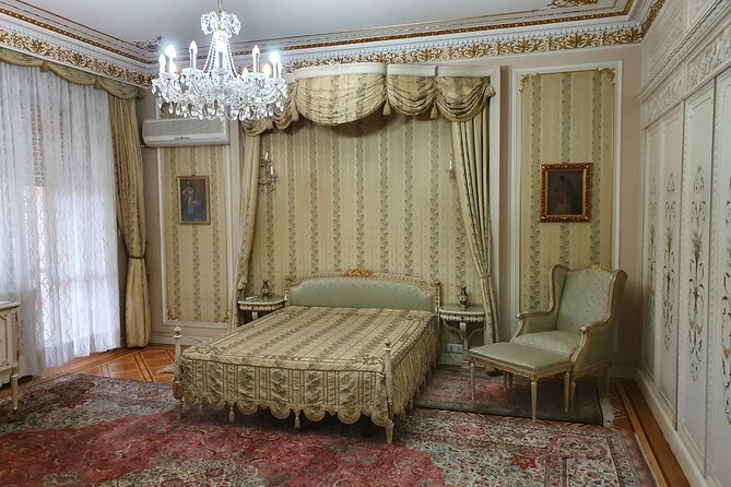 6h Bucharest Communism Private Tour - Ceausescu Mainson - Ceaușescu Mansion Brings the Story Back to the Personal