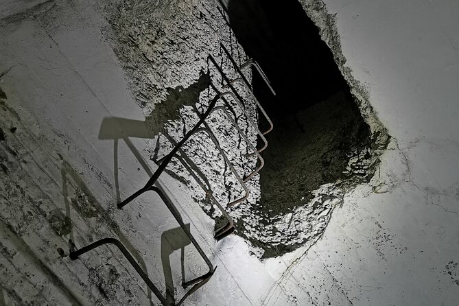 Abandoned and haunted military base - the ghosts tour - Underground tunnels and the “you might need to duck” reality