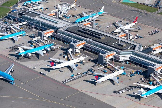 Airport Transfer -One way Bucharest Otopeni Henri Coandă Airport - Comfort and safety: what matters most when you are carrying luggage