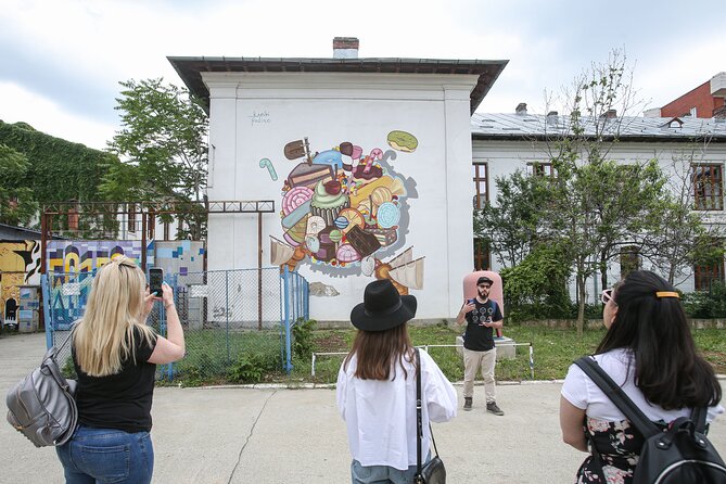 Alternative Bucharest Walking Tour - Revolution Square to Ivan Brătianu: a graffiti-minded route that helps you orient fast