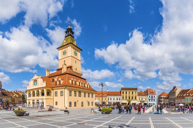Bran Castle, Peles Castle and Brasov from Bucharest - What to pack and how to survive a long castle day