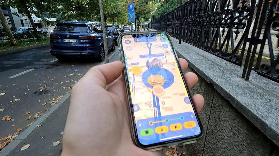 Bucharest 1989 Revolution Walking Tour with Smartphone App - Language options, pace control, and accessibility limits