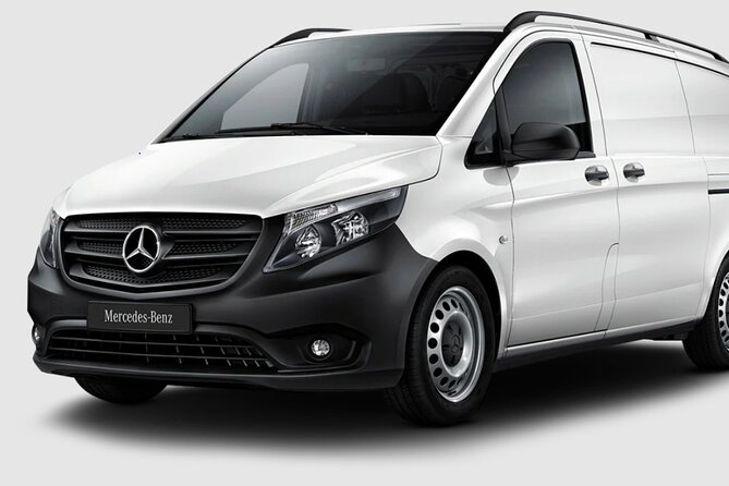 Bucharest Airport Transfer - The Car Ride: Clean, Air-Conditioned, and Designed for Comfort