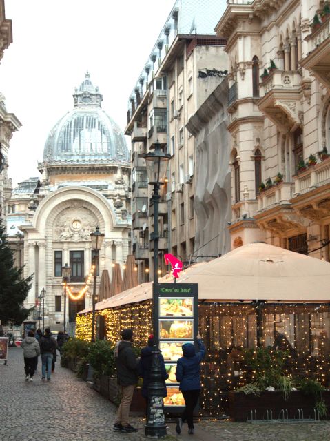 Bucharest by car - full day 'stop and visit' experience - Northern viewpoints and final monuments: Victory Square and Triumphal Arch