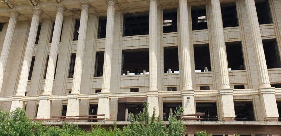 Bucharest by car - full day 'stop and visit' experience - Tomb of the Unknown Soldier: quick, focused, and meaningful