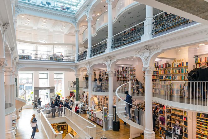 Bucharest Chronicles - The House of the People, plus why one huge building still divides opinion