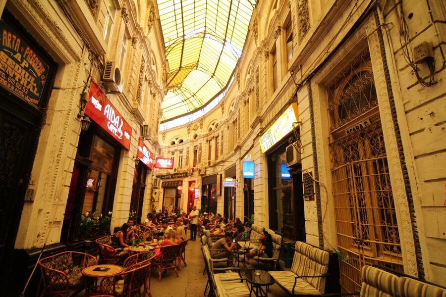 Bucharest: City Highlights Guided Walking Tour - Price and value at $21 for a big-stitch introduction
