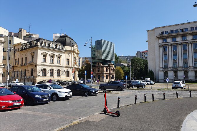 Bucharest City Tour 4h - Senate Palace and the Communist Party Core: Seeing the Starting Point