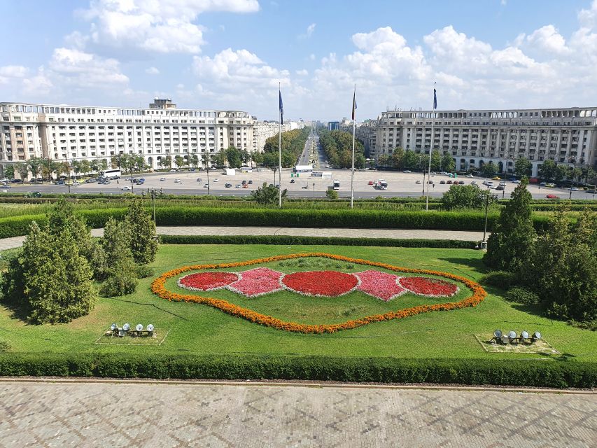 Bucharest City Tour 4h - Small Group Tour by Car - Patriarchal Cathedral: the Orthodox thread through the city