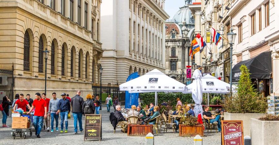 Bucharest City Tour – A Day to Remember - Royal Palace and Revolution Square: big power, big mood