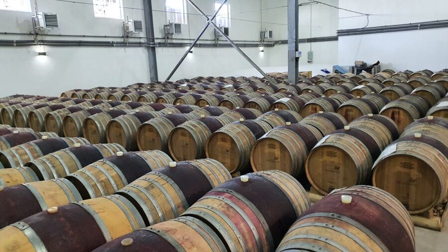 Bucharest: Dealu Mare Winery Private Trip with Wine Tasting - Private Bucharest to Dealu Mare: the 6-hour pace that works