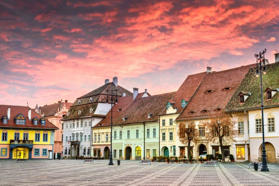Bucharest: Dracula Castle, Peles Castle & Brasov Guided Tour - Should You Book This Bucharest Dracula Castle and Bran Trip?