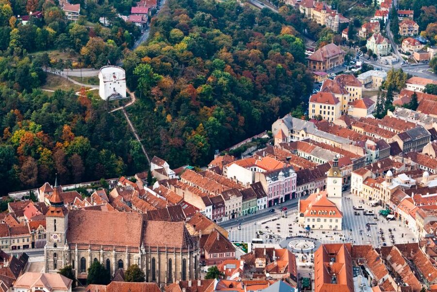 Bucharest: Dracula Castle, Peles Castle & Brasov Guided Tour - Why This Bucharest to Transylvania Day Trip Works