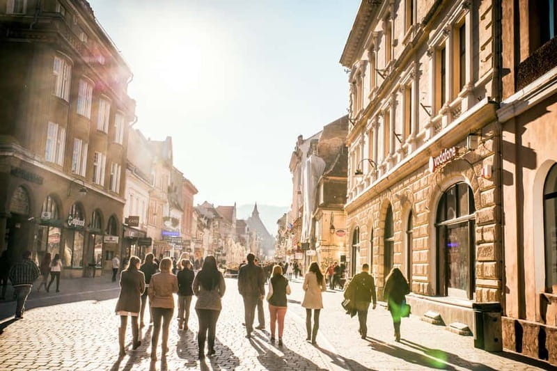 Bucharest: Dracula's Castle, Peleș Castle & Brașov Day Trip - Key reasons this day trip works