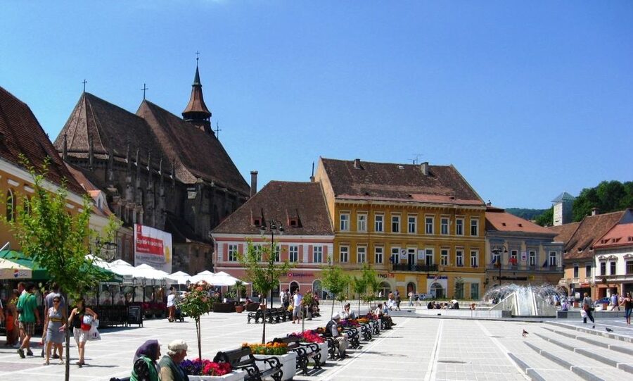 Bucharest: Dracula's Castle, Peles Castle, & Brasov Old Town - Brasov Old Town: Cobblestones, Black Church, and Council Square