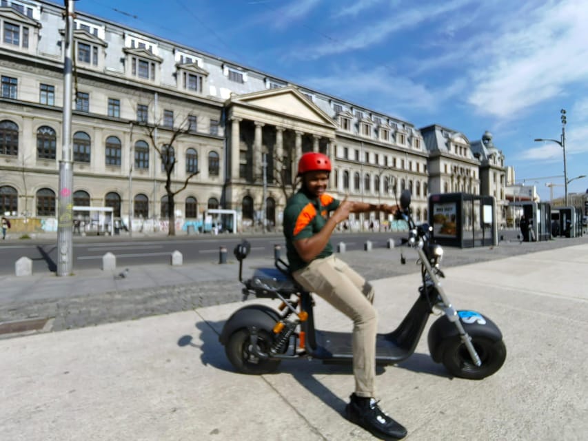 Bucharest electric city tour by Smart Balance #green - Dimitrie Gusti National Village Museum and the park reset