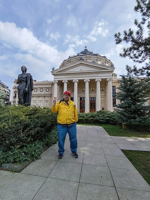 Bucharest electric city tour by Smart Balance #green - Safety on an electric tour: rules, protection gear, and trained guidance