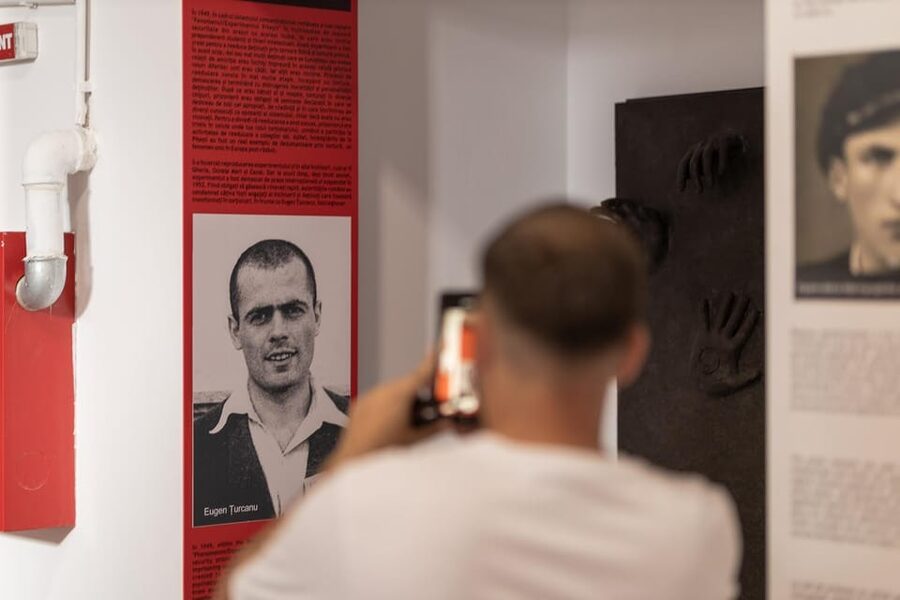 Bucharest: Entry ticket at the Museum of Communism - Price and value: is $9 worth it?