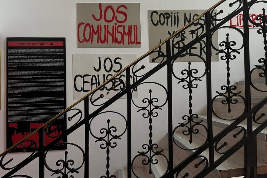 Bucharest: Entry ticket at the Museum of Communism - Pace, group feel, and what to pair it with