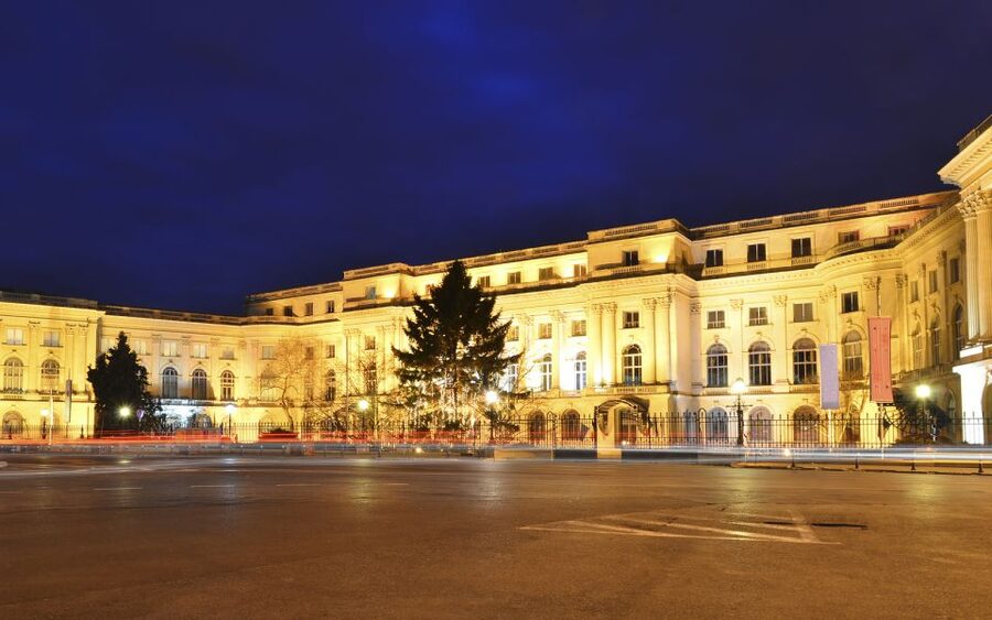 Bucharest: Half Day Bike Tour - Golden-Age Streets and Little Paris Energy on the Way to Victoria Boulevard