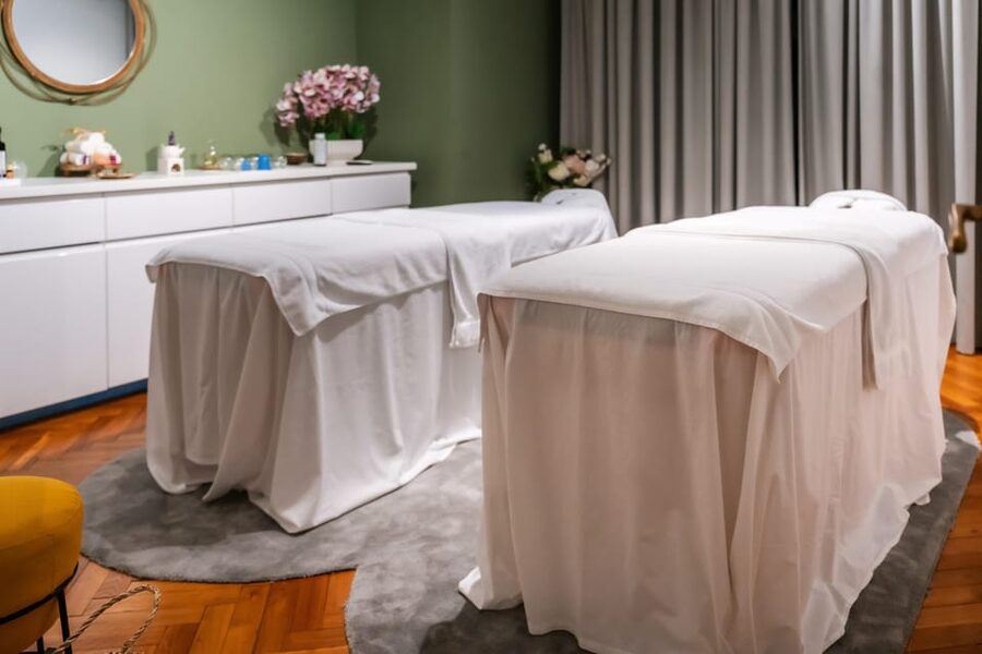 Bucharest: Harmony Wellness Center Massage Treatments - Key things I’d plan around