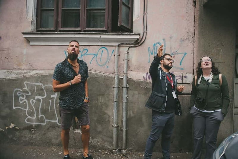 Bucharest: Hidden Gems 2.5-Hour Walking Tour - Ioanid block and Icoanei mahalla: finishing in a beautiful pocket