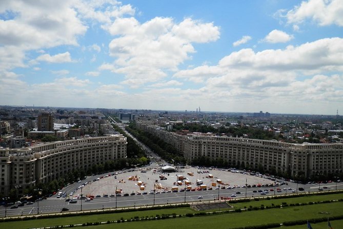 Bucharest Layover Tour (6 - Hour Private City Tour Between Flights) - Night layover option: seeing Bucharest with a different mood