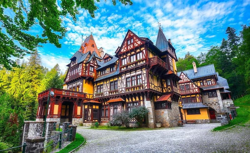 Bucharest: Peles and Bran Castles and Brasov Day Trip - Key highlights to look for