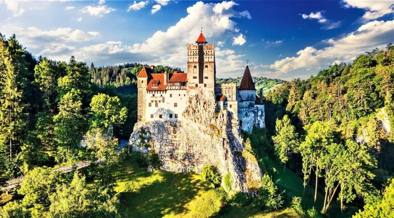 Bucharest: Peles and Bran Castles and Brasov Day Trip - Peles Castle in Sinaia: royal rooms, weapon collections, and the Mon-Tue catch