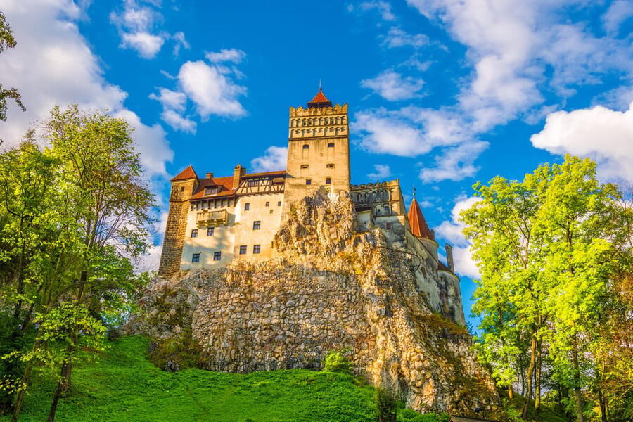 Bucharest: Peles & Dracula's Castle and Brasov Full-Day Trip - Key highlights you will feel immediately