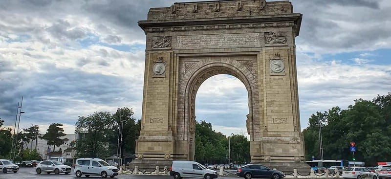 Bucharest Private City Tour 4h with Hotel Pickup & Drop-Off - Door-to-door start, private guide, and a 4-hour reality check
