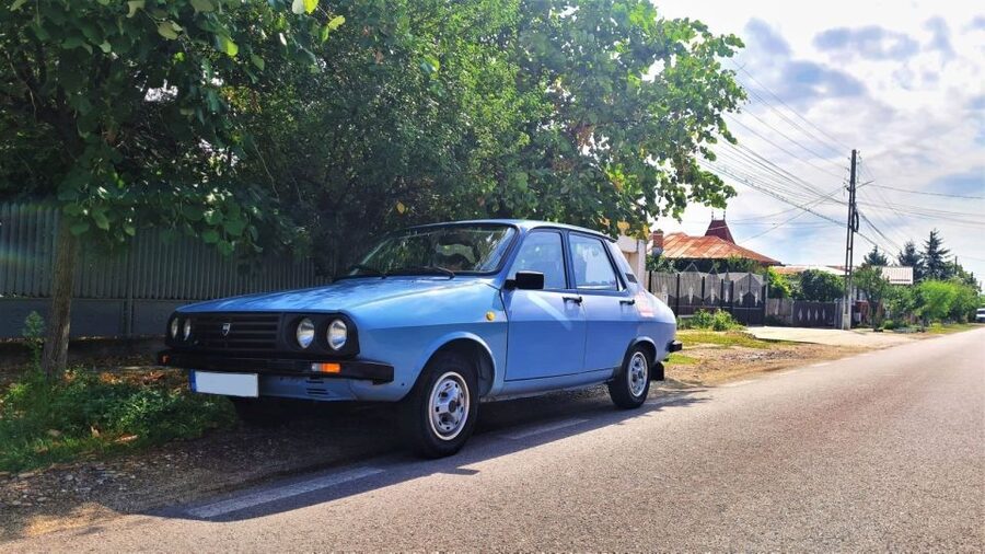Bucharest: Private Last Days of Ceausescu Tour in a Dacia - The secret stops: quick pauses that keep the timeline tight