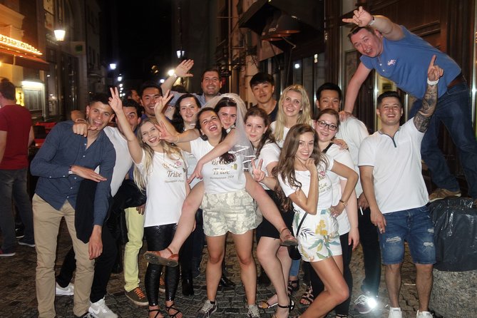Bucharest Pub Crawl in the Old Town - Music, crowds, and what to expect on a busy night