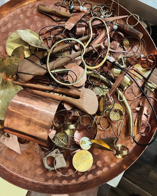 Bucharest: Real Roma Community - Crafting Workshop - Should you book this Bucharest Real Roma Community Crafting Workshop?
