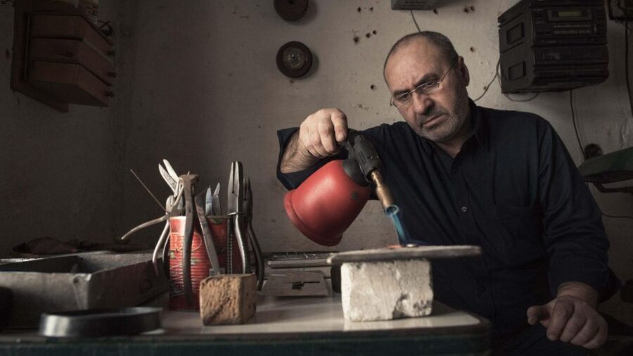 Bucharest: Real Roma Community - Crafting Workshop - Price and value: is $104 fair for a 3-hour experience?