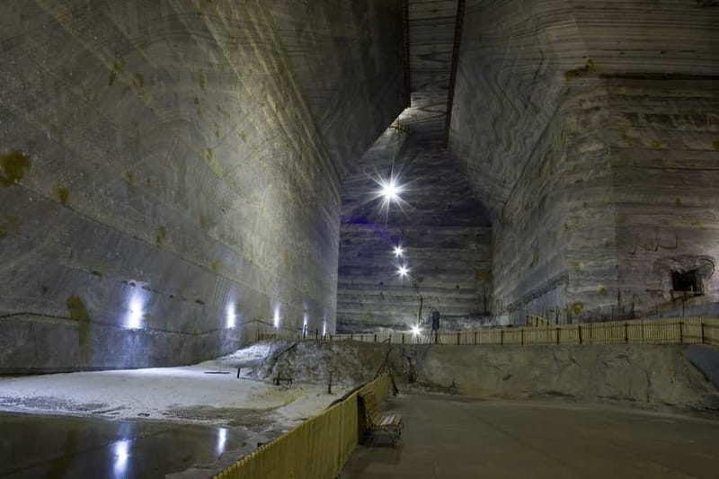 Bucharest: Salt Mine Guided Day Trip to Slănic - Two hours of free time inside the salt galleries