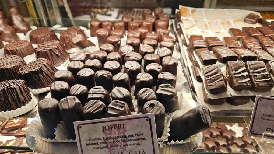 Bucharest: Sweet Delights History and Desserts Walking Tour - Final advice: should you book Mara’s Sweet Delights tour?