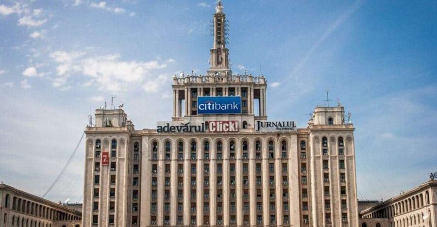 Bucharest: The "Last Days of Communism" Tour - Revolution Square: The Start of the Story