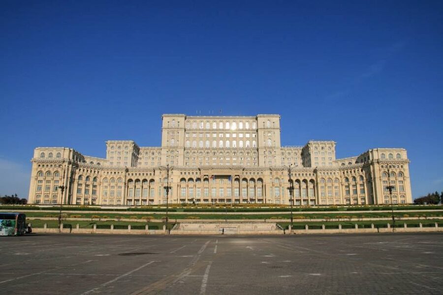 Bucharest: The "Last Days of Communism" Tour - Entering the Main Stops: What to Bring and What You Will Notice