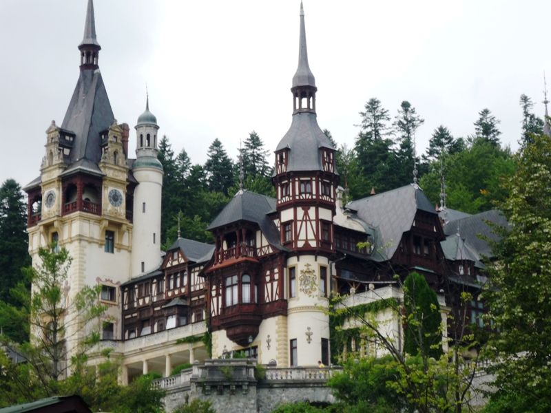 Bucharest: Transylvania and Dracula's Castle 2-Day Tour - What This 2-Day Dracula and Transylvania Tour Actually Delivers