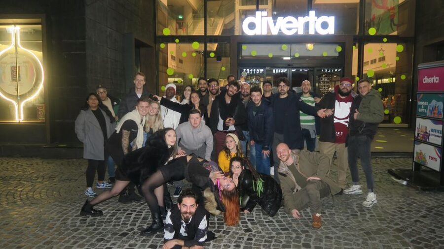 Bucharest: Weekend Pub Crawl - The Included Shots: Why They Matter, and How to Think About Them
