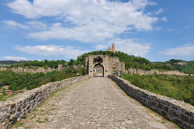 Bulgaria Day Trip - Private Tour from Bucharest - Veliko Tarnavo & Arbanasi - Crossing into Bulgaria Without a Rental Car from Bucharest